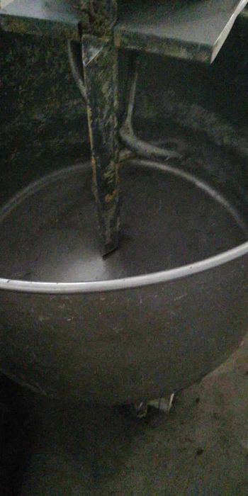 Vând utilaje brutărie