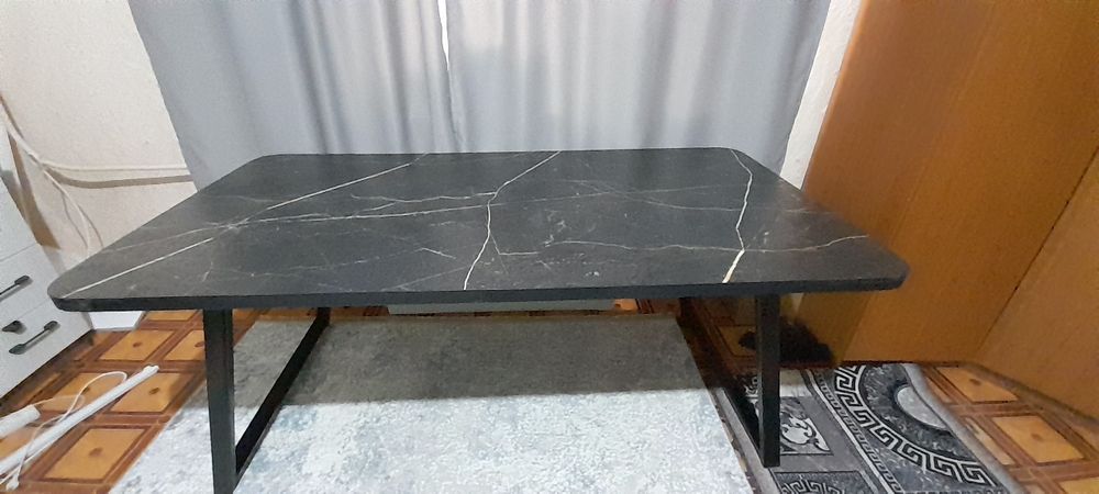 Обеденный стол б/у