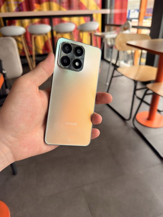 Honor X8a (6/128) ideal holatda aybi yoq srochna