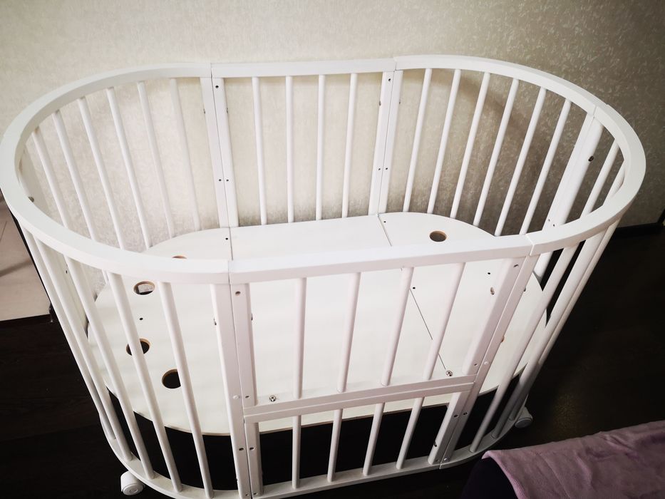 Кровать трансформер с маятником