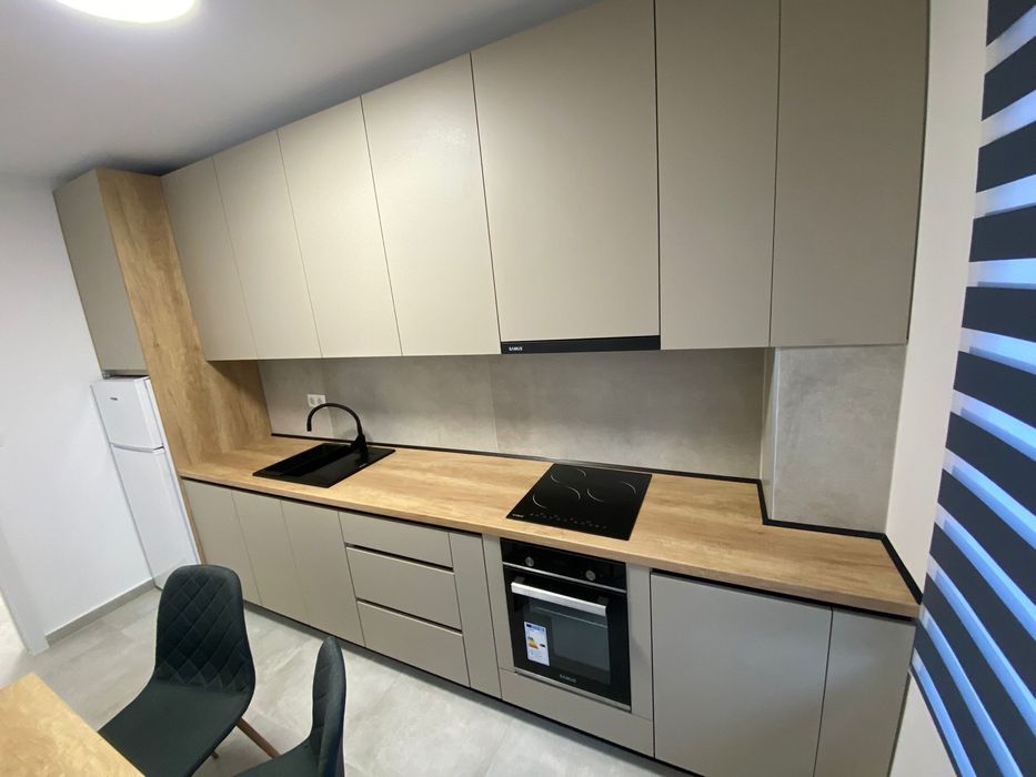 Inchiriez apartament 2 camere Vivat Residence, Piata Garii