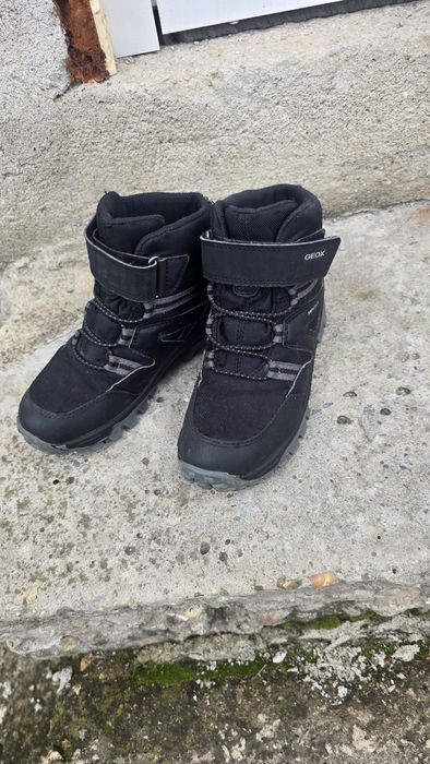 детски обувки Geox