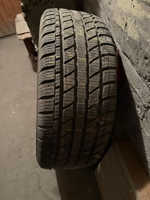 Резервна гума за  VW-audi 16цола 5х112 болтова.