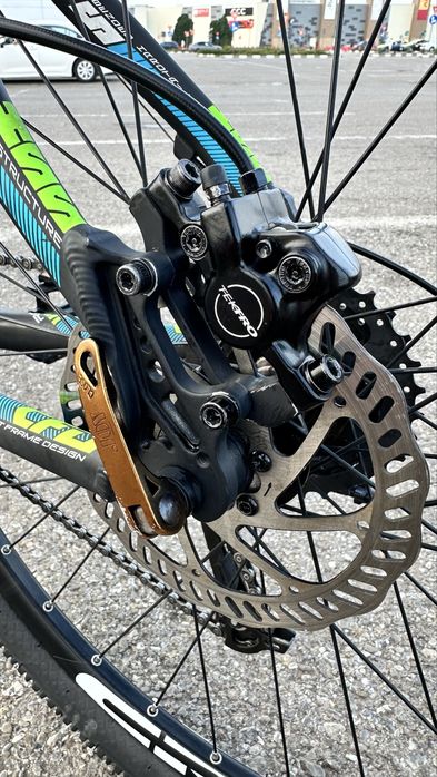 Bicicleta Cross 24 viteze FF întreținută