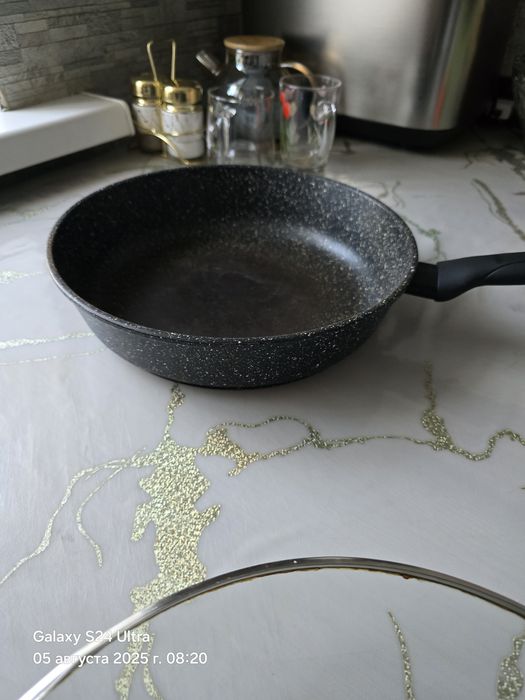 Продам казан на 6 л