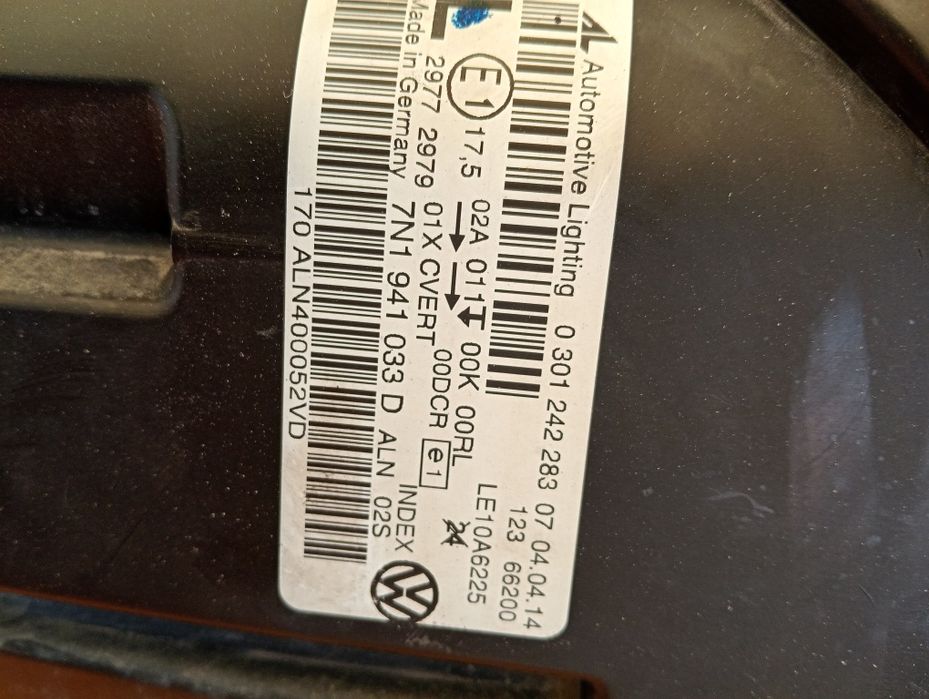 Far stanga dreapta xenon led vw Sharan 7N1941033D/34D