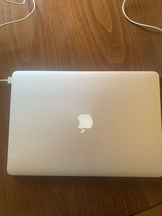 MacBookPro Quad-Core Intel Core i7 15,6