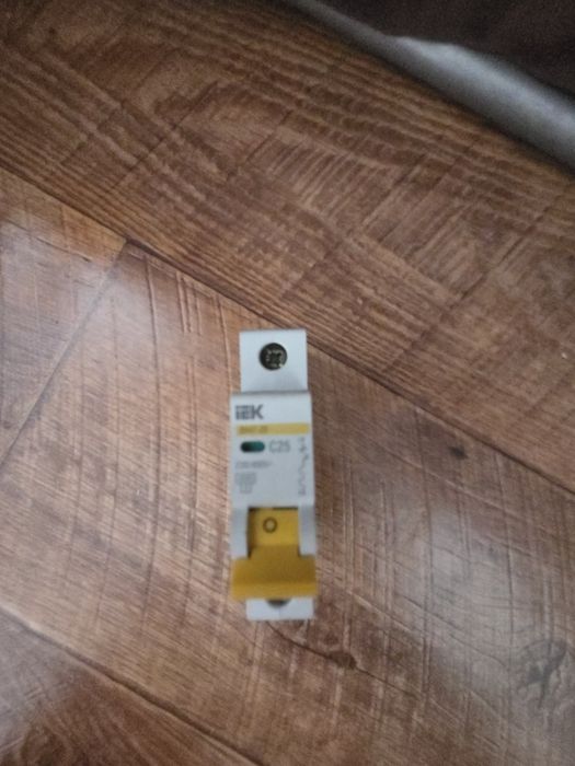 Автоматический выключатель