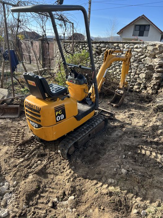 Miniexcavator Komatsu Pc09 *2 pistoane*