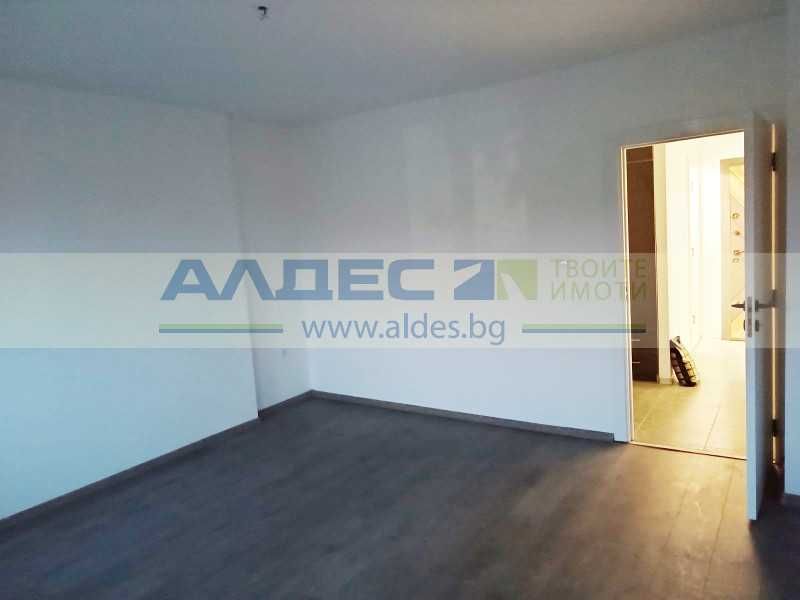 Дава се под наем Тристаен апартамент в София, Люлин 10 - 85 кв.м за 499.8 € - Снимка #4