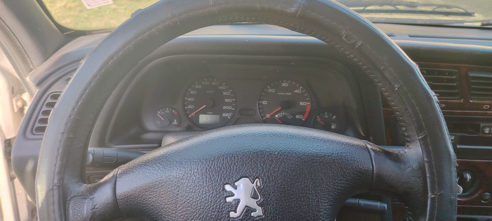 Продавам Пежо 306 1.9 на Части!