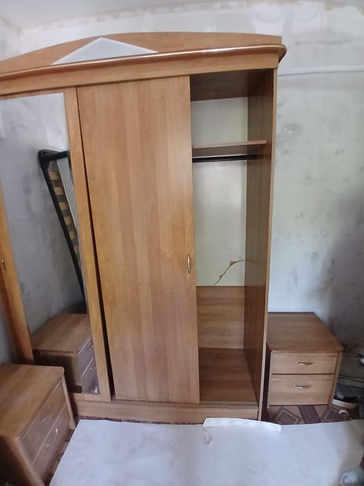 Продам спальный гарнитур есть доставка
