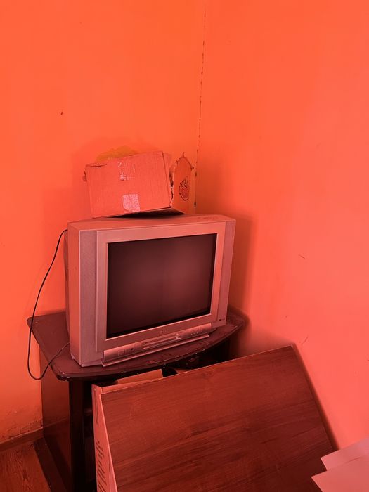 Срочно продаю бу мебель