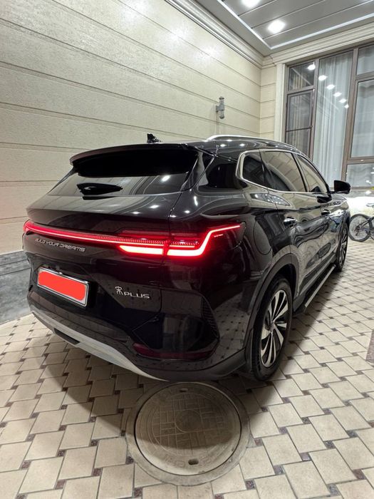 BYD Champion 605