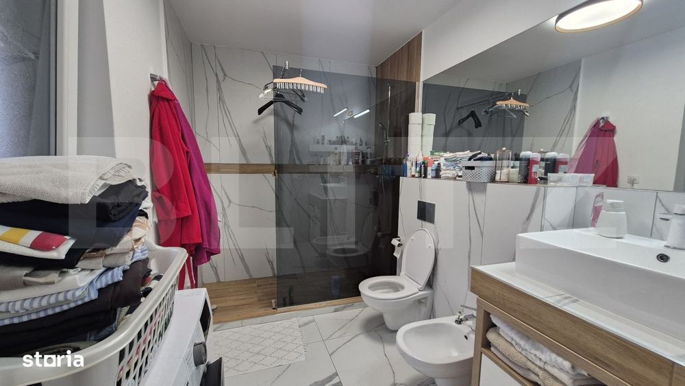 Casa cu 3 dormitoare, 100 mp, teren 202 mp, zona Baritiu