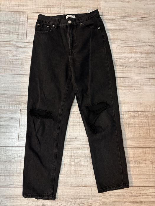 Тъмно сиви скъсани дънки ,,Pull&Bear”