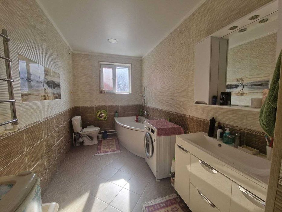 Продажа 2-этажного дома