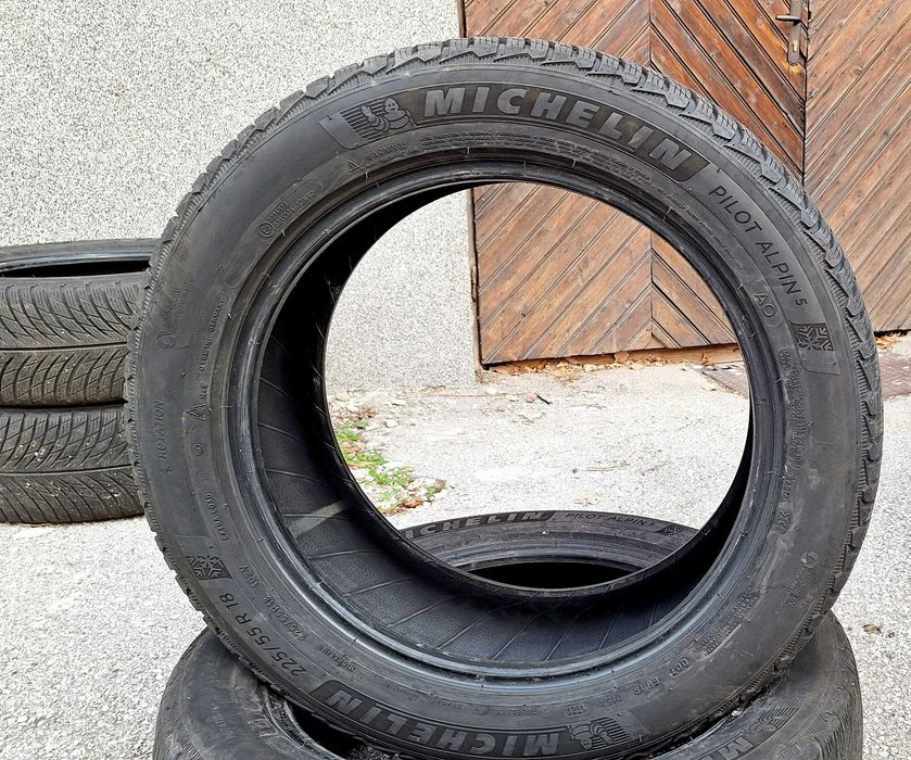 4 бр. зимни гуми MICHELIN Pilot Alpin 5- 225/55/18