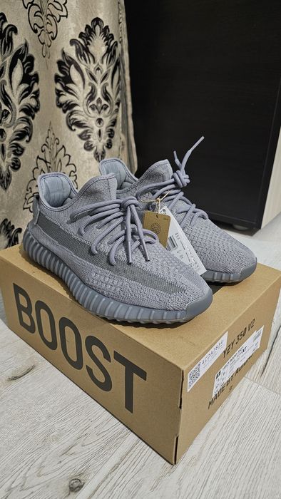 Yeezy 350 V2 Steel Grey