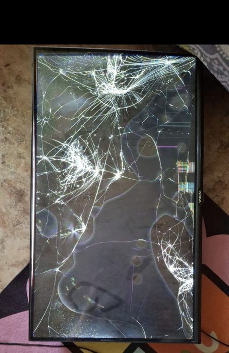 Телевизор на запчасти