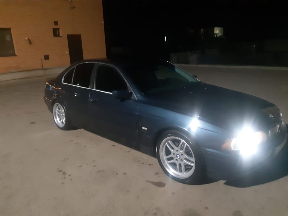 Продам BMW-520I E39