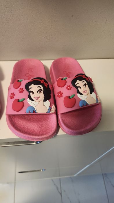 Детски сандали и чехли