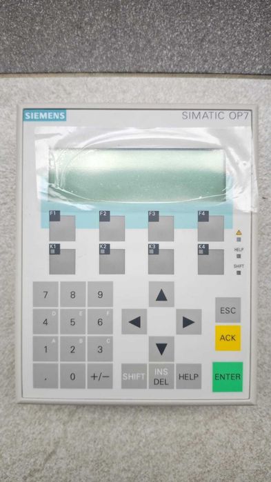 HMI Siemens OP7/DP COD 6AV3607-1JC20-0AX1