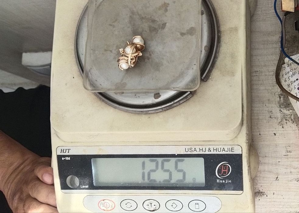 Продается золотой комплект