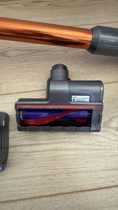 Прахосмукача DYSON V10