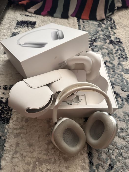 Продам Apple AirPods Max Silver