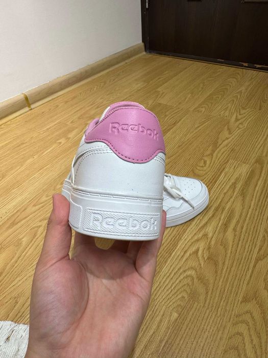 Reebok Club C 85 — женские кроссовки в идеальном состоянии