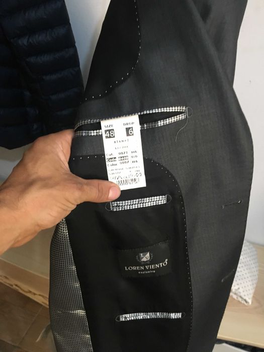 Vind costum de haine excelent pentru nunta