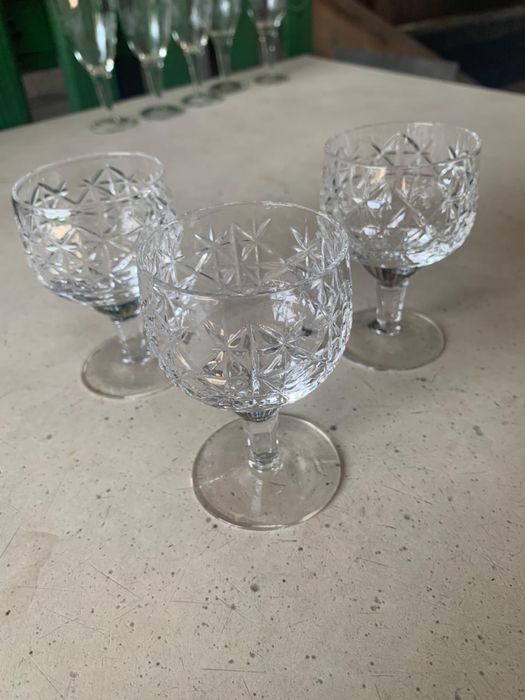 Продам рюмки  стекло и хрусталь времен СССР