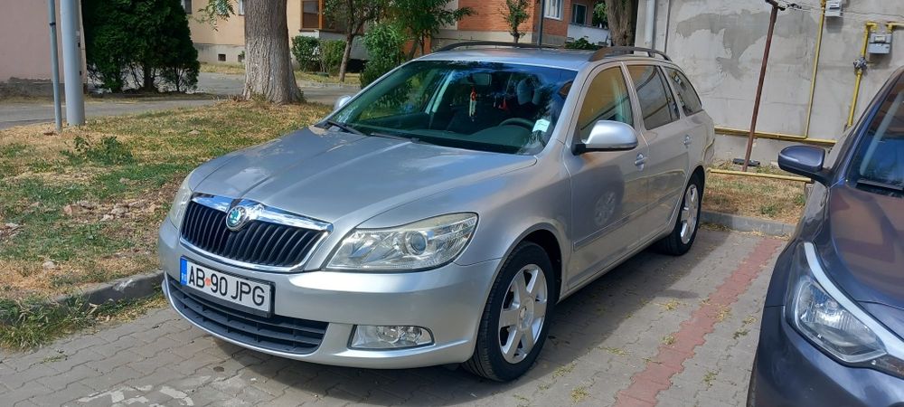Vând Skoda Octavia