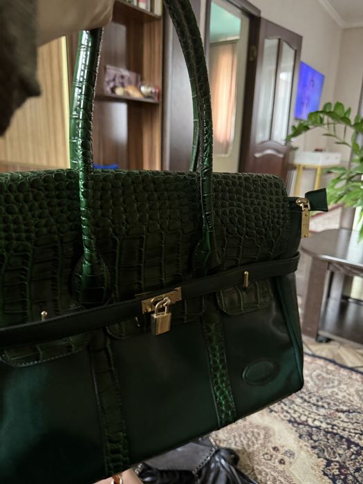 Продам женские сумочки