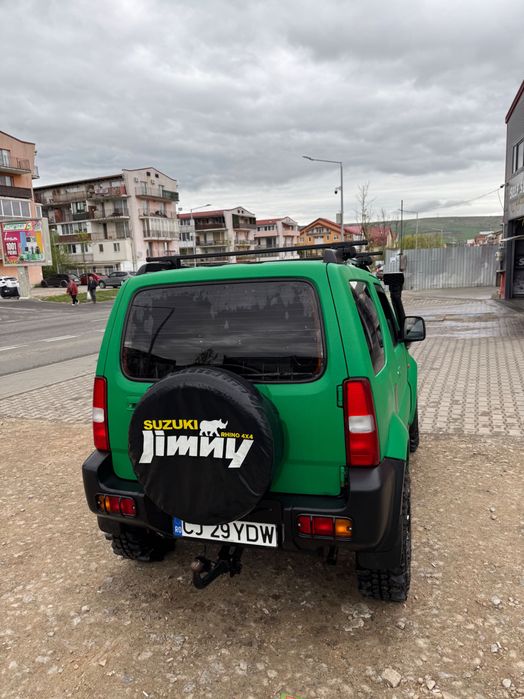 Masina de teren suzuki jimmy