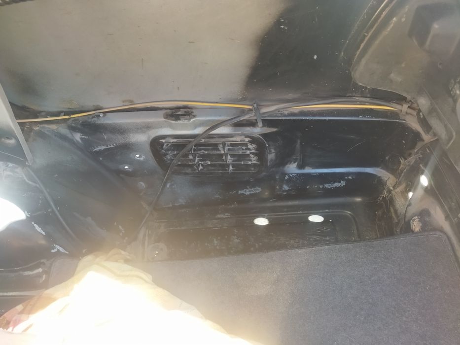 Mercedes E260 год 1992