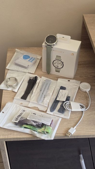 Смарт часовник Huawei watch GT 4