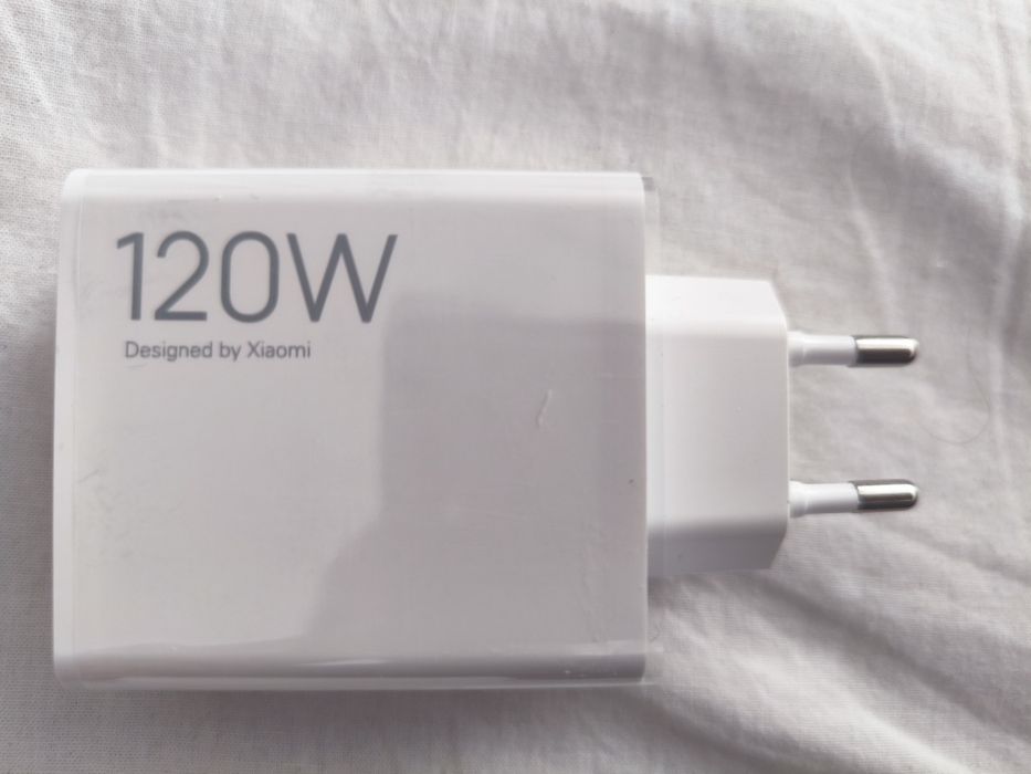 Încărcător Xiaomi 120w nou - ultra fast charge