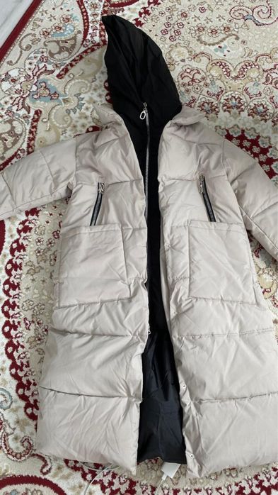 Продам куртку женскую