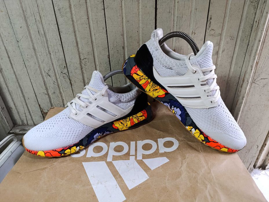 adidas Ultraboost 5.0 DNA 'White Floral' оригинални маратонки 39 номер