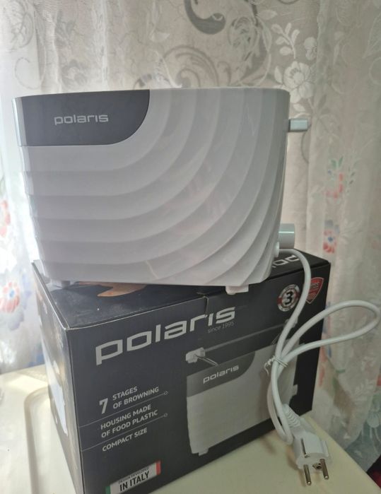 Тостер Polaris новый.