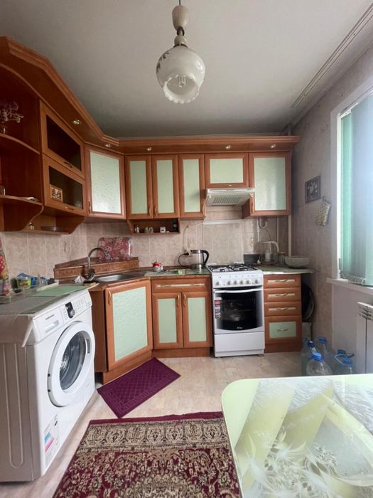 Продам двухкомнатную квартиру ленингоадка