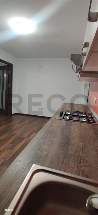 RECO . Apartament cu 2 camere . Rogerius .