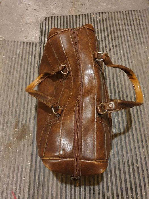 Кожен куфар и кожена чанта комплект