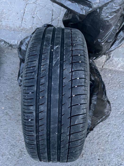 Продам шины R16 205/55