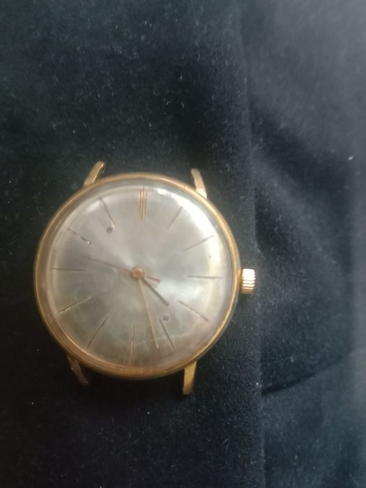 Часы наручные советские