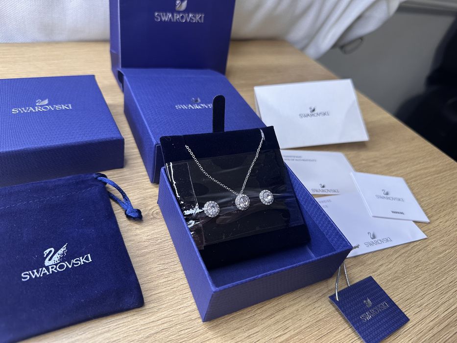 Set Swarovski colier si cercei angelic argintiu