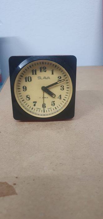 Vând ceas de masă Slava, revizie completa service