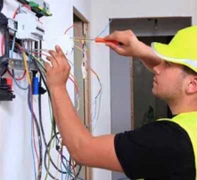 camere de supraveghere , alarme smart  , case inteligente